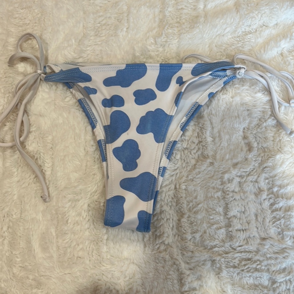 Color changing bottoms